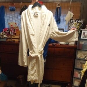 Dallas Cowboys Oxford Imperial Collection White Bathrobe